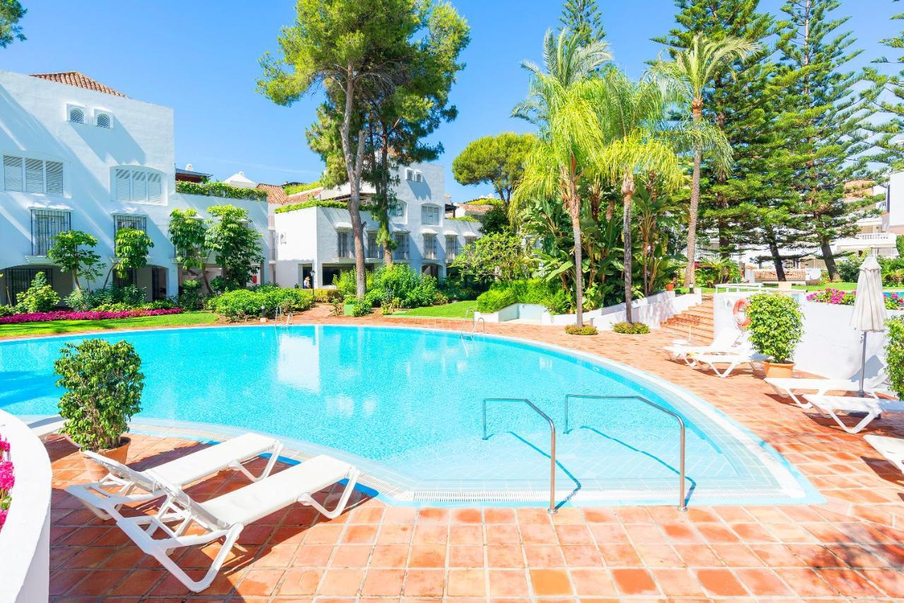 Elviria Playa White Pearl Beach Marbella Luaran gambar